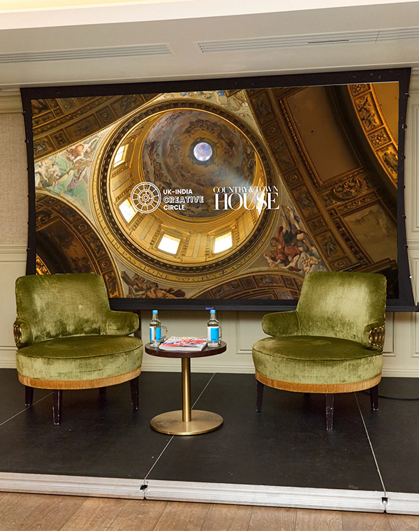 UKICC-andt-Country-and-town-house